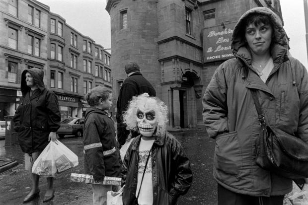 Glasgow Times: In Govan, in Glasgow, Scotland, 1992.Pic: Jeremy Sutton Hibbert